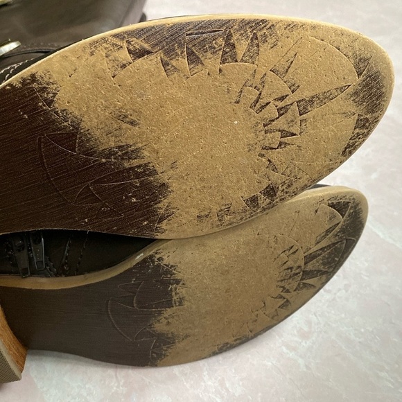 BareTraps Tommy Equestrian Faux Leather Riding Boots Sz 8M - Picture 12 of 13